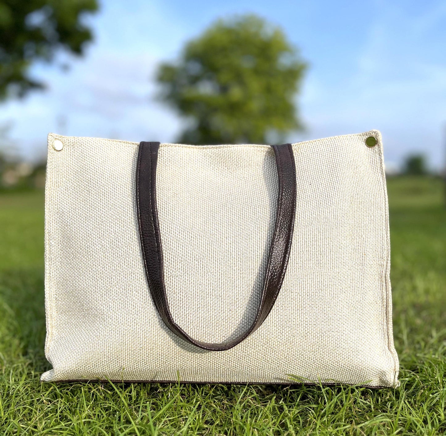 Boho Jute Tote Bag with Fringes: Hand-Crafted Shoulder Bag