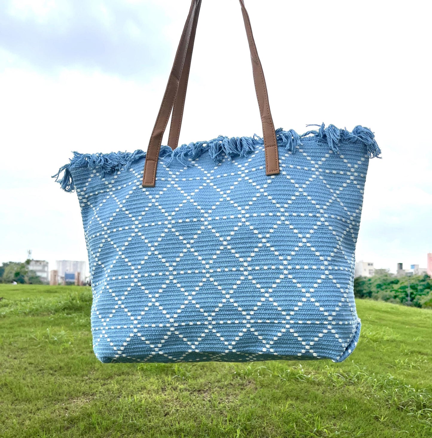 Fringe-Edge Canvas Tote Bag: Hand-Crafted Thread-Work Design