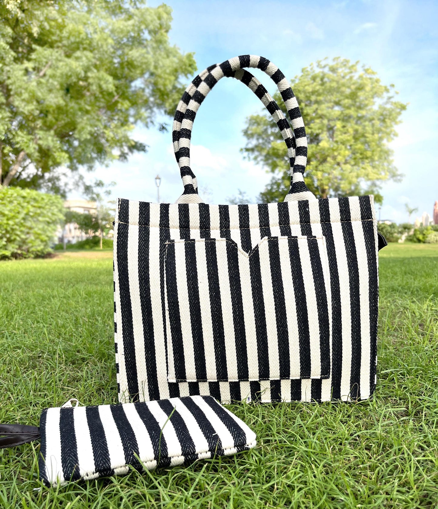 Hand-Crafted Jacquard Laptop Tote Bag for Women With Coin Pouch | Shoulder Carry Bag | Handbag