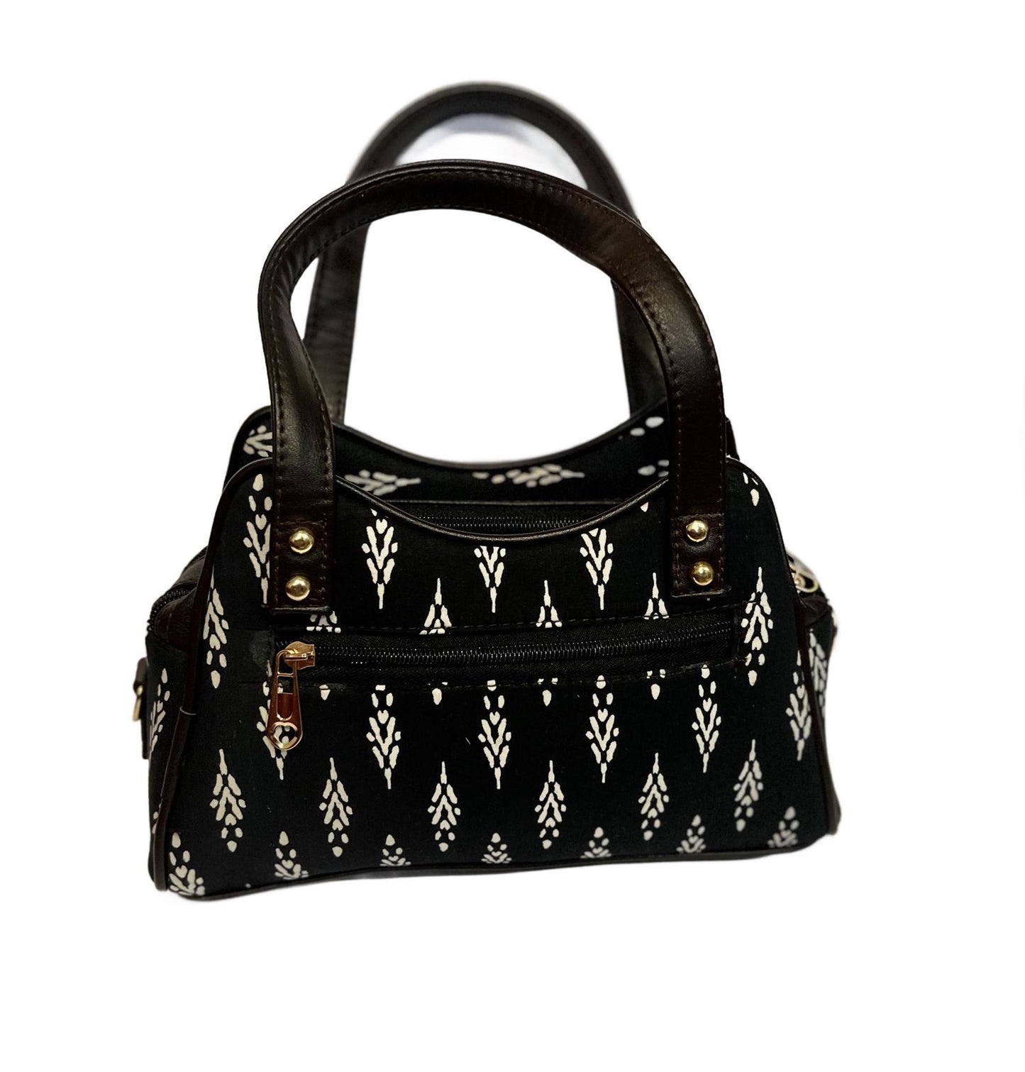 Elegant Handmade Black Crossbody Purse with Dual Sections: Fashionable Functionality