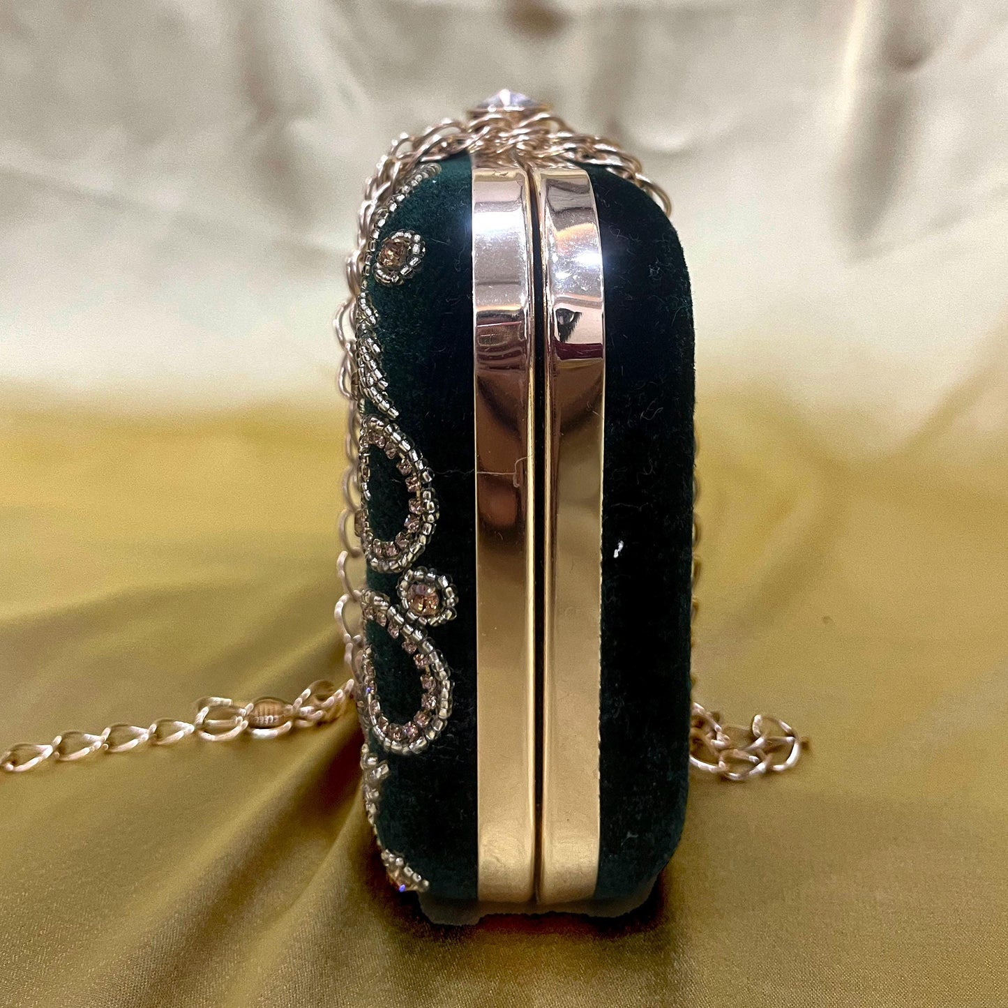 Elegant Indian Green Beaded Clutch – Handcrafted Evening Bag with Intricate Beadwork | Perfect for Weddings, Parties & Special Occasions